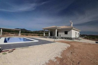 10270-villa-for-sale-in-pinoso-482698-large