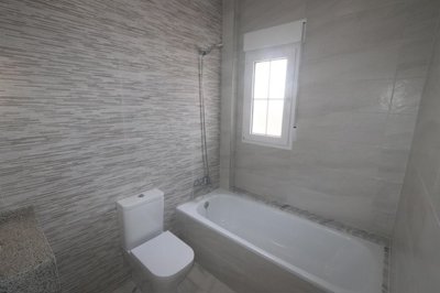 10273-villa-for-sale-in-pinoso-482848-large