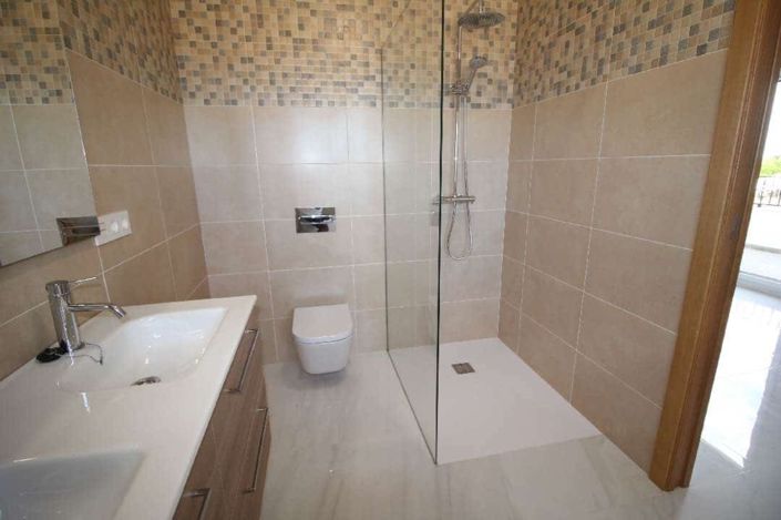Image No.15-4 Bed Villa for sale