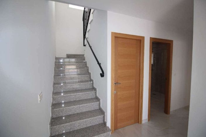 Image No.5-Villa de 4 chambres à vendre à Pinoso