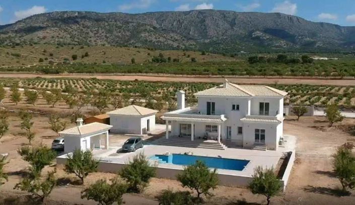Image No.3-4 Bed Villa for sale