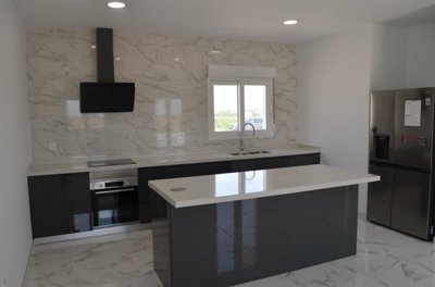 10276-villa-for-sale-in-pinoso-482970-large