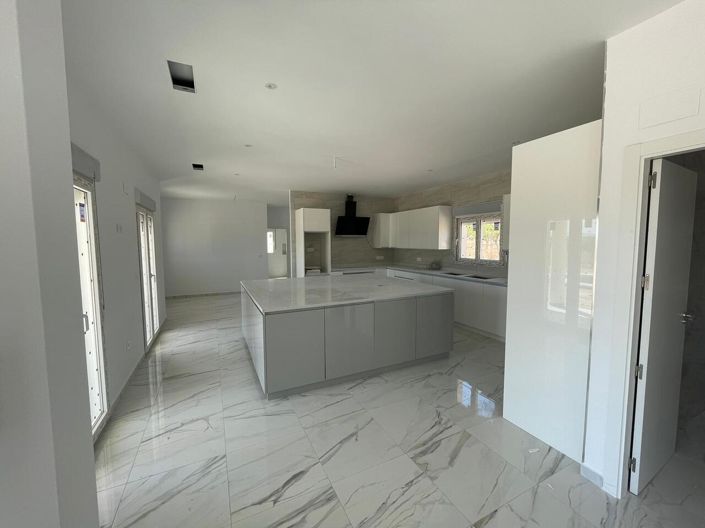 Image No.16-6 Bed Villa for sale