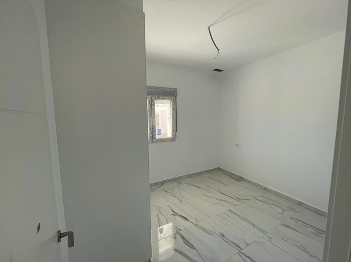 Image No.20-6 Bed Villa for sale