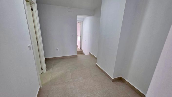 Image No.15-3 Bed Townhouse for sale