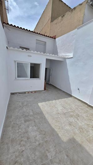 Image No.20-3 Bed Townhouse for sale
