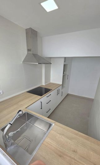 Image No.8-3 Bed Townhouse for sale