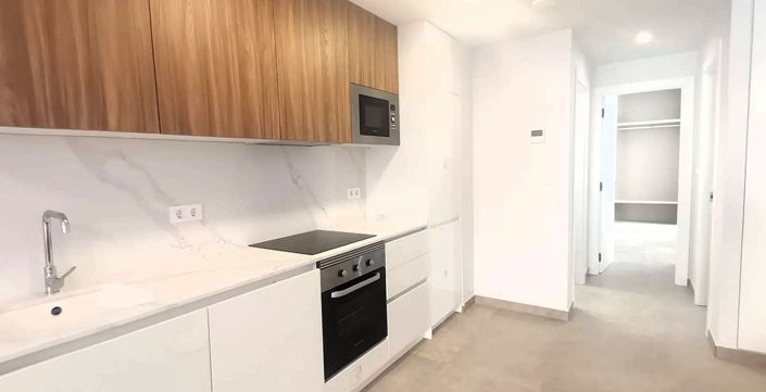 Image No.5-2 Bed Apartment for sale