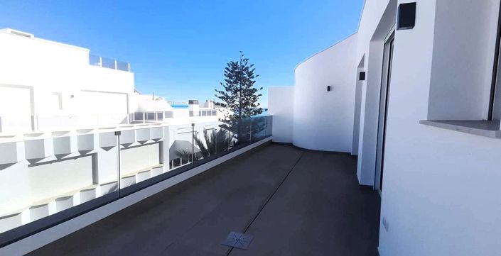 Image No.14-2 Bed Apartment for sale