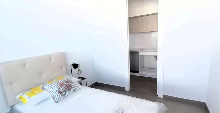 Image No.8-2 Bed Apartment for sale