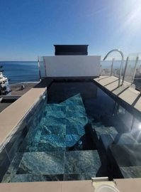 wf3rz75sqf247beoizzyj