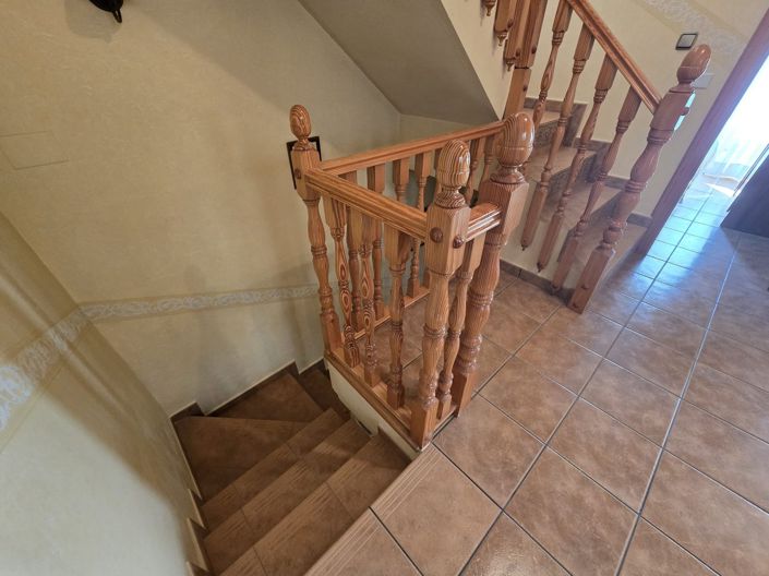 Image No.23-5 Bed Townhouse for sale