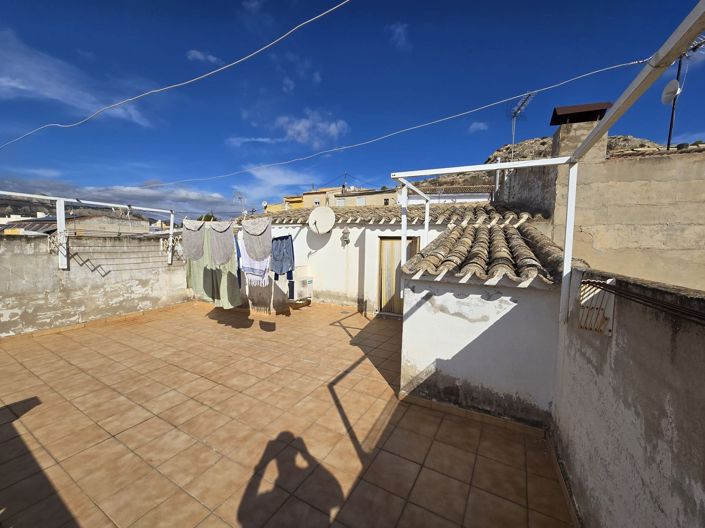 Image No.8-5 Bed Townhouse for sale