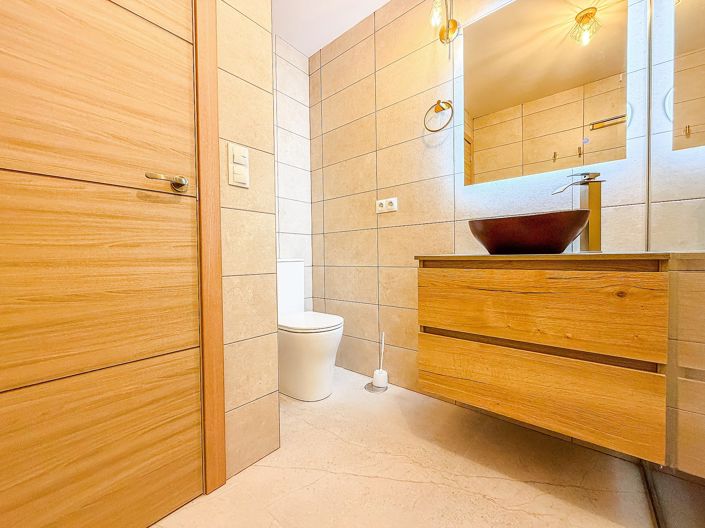 Image No.14-2 Bed Apartment for sale