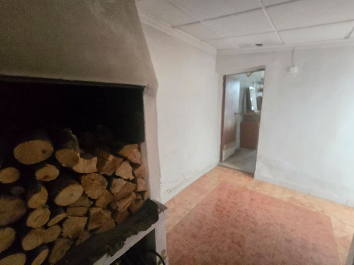 Image No.32-4 Bed Country House for sale