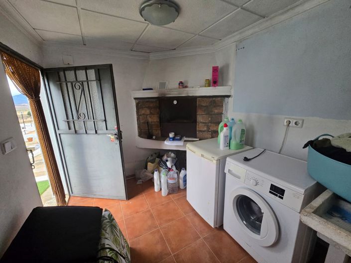 Image No.39-4 Bed Country House for sale