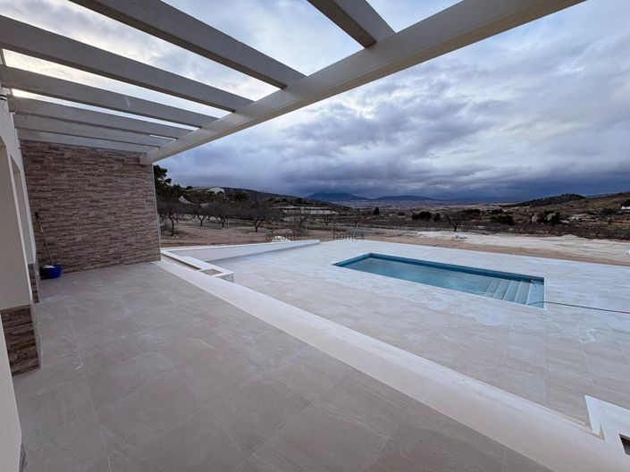 Image No.5-3 Bed Villa for sale