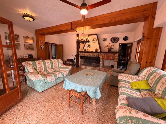 Image No.8-Villa de 4 chambres à vendre à Sax