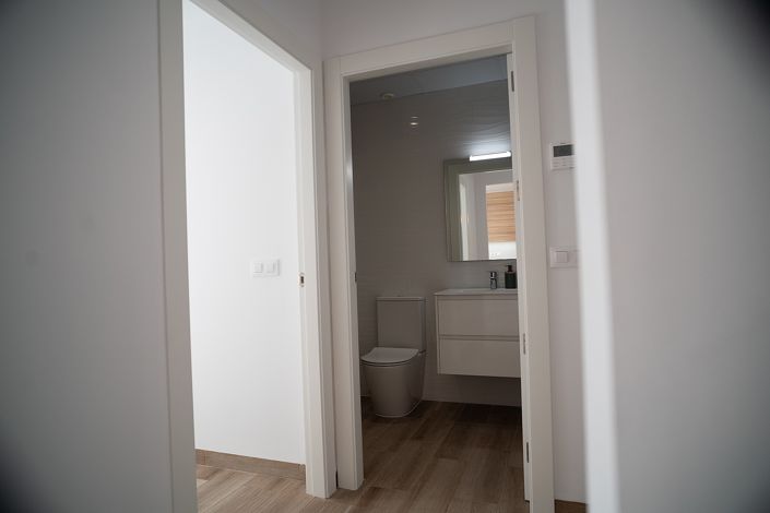 Image No.9-3 Bed Townhouse for sale