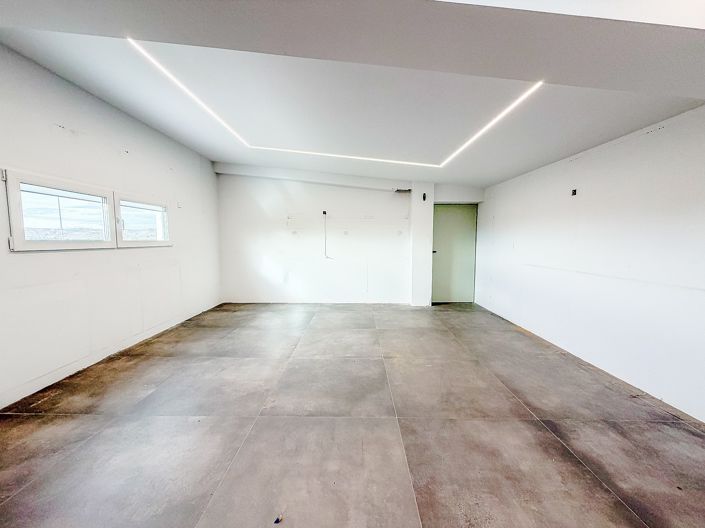 Image No.30-Commercial de 4 chambres à vendre à Villena