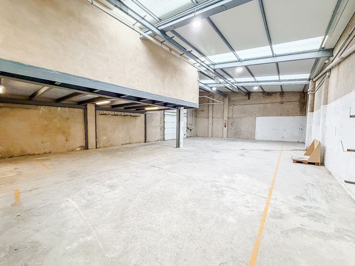 Image No.33-Commercial de 4 chambres à vendre à Villena