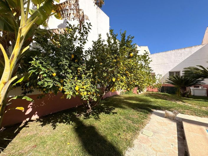 Image No.40-Villa de 6 chambres à vendre à Sax