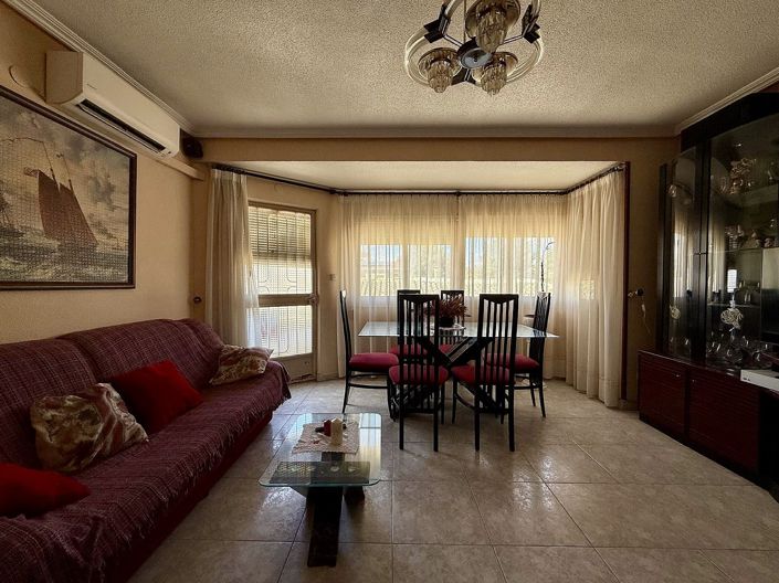 Image No.7-5 Bed Apartment for sale