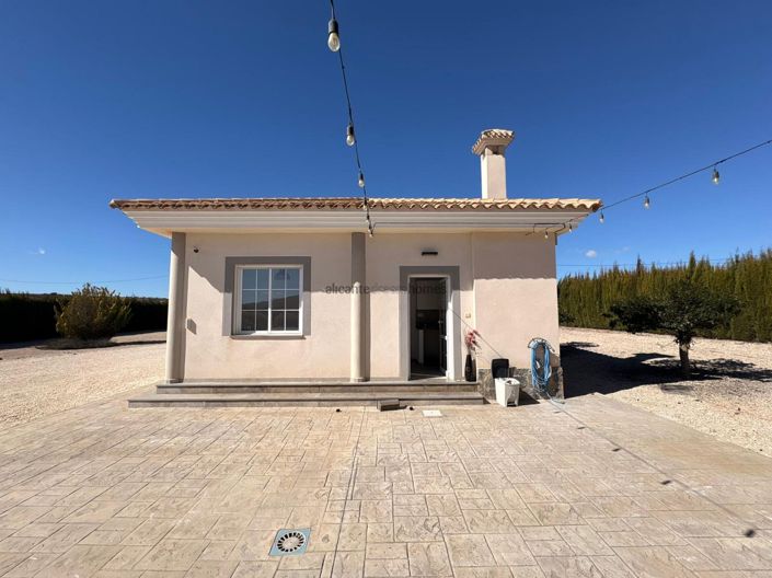 Image No.13-6 Bed Villa for sale