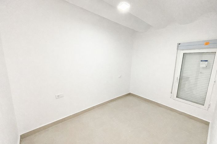 Image No.5-3 Bed Townhouse for sale