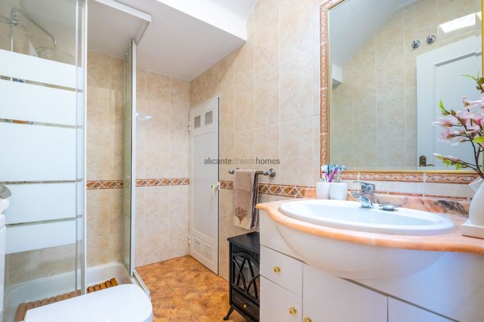 Image No.26-2 Bed Duplex for sale