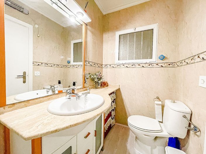 Image No.10-3 Bed Apartment for sale