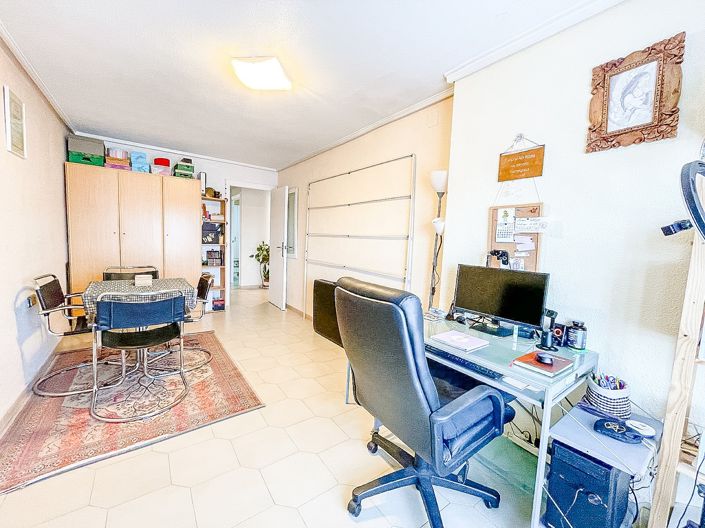 Image No.13-3 Bed Apartment for sale