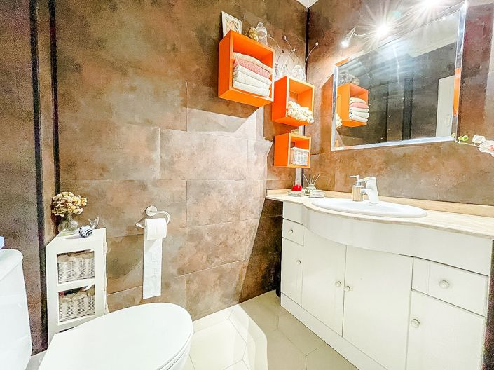 Image No.14-3 Bed Apartment for sale