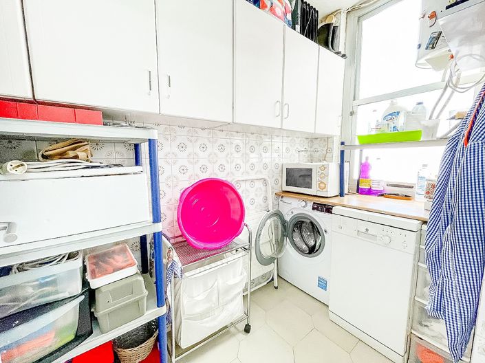 Image No.17-3 Bed Apartment for sale