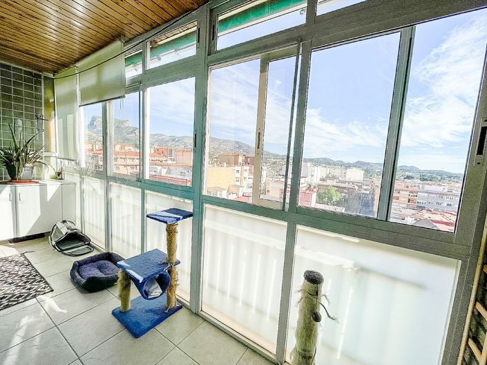 Image No.9-3 Bed Apartment for sale