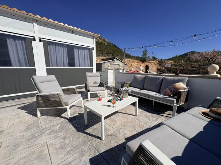 Image No.24-4 Bed Villa for sale