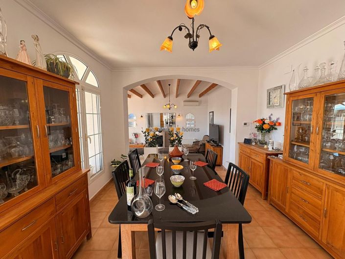 Image No.45-4 Bed Villa for sale