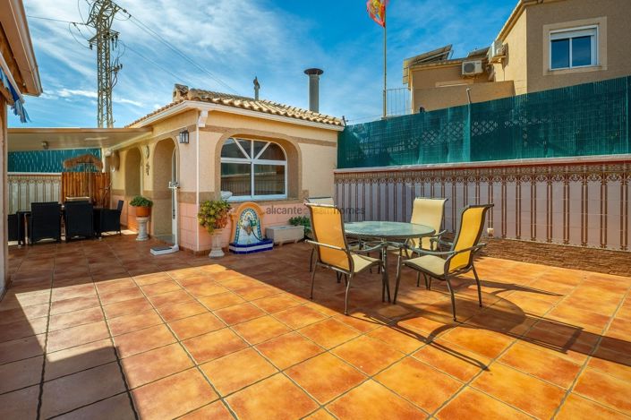 Image No.21-Villa de 6 chambres à vendre à Torrevieja