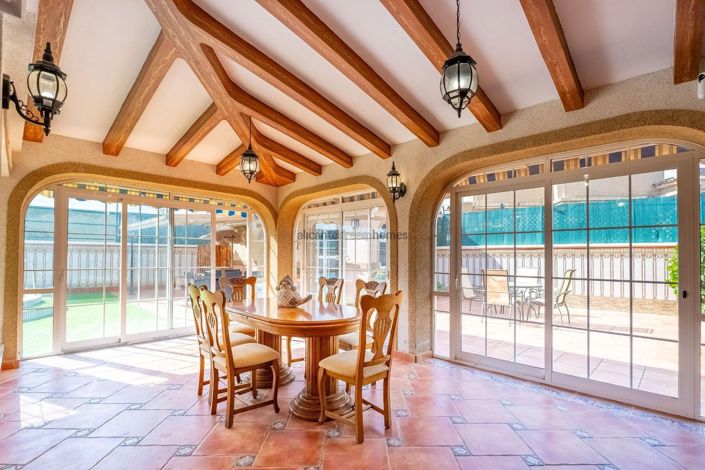 Image No.36-Villa de 6 chambres à vendre à Torrevieja