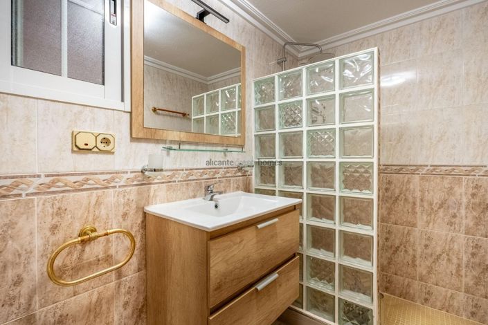 Image No.49-Villa de 6 chambres à vendre à Torrevieja