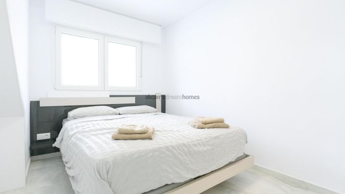 Image No.39-Maison de ville de 4 chambres à vendre à Torrevieja