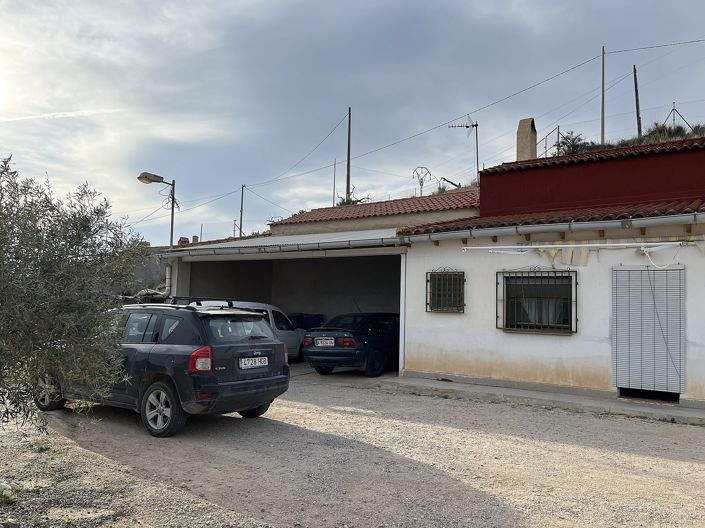 Image No.12-4 Bed House for sale