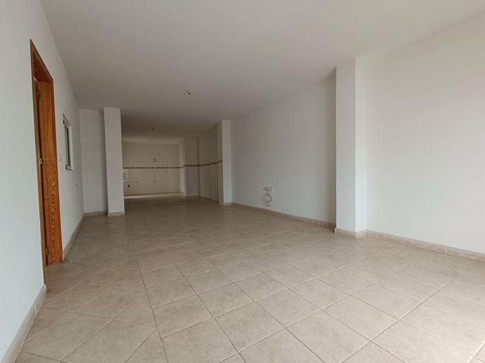 Image No.16-7 Bed Townhouse for sale