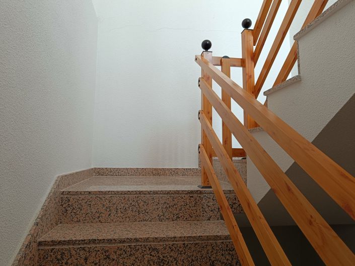 Image No.41-7 Bed Townhouse for sale