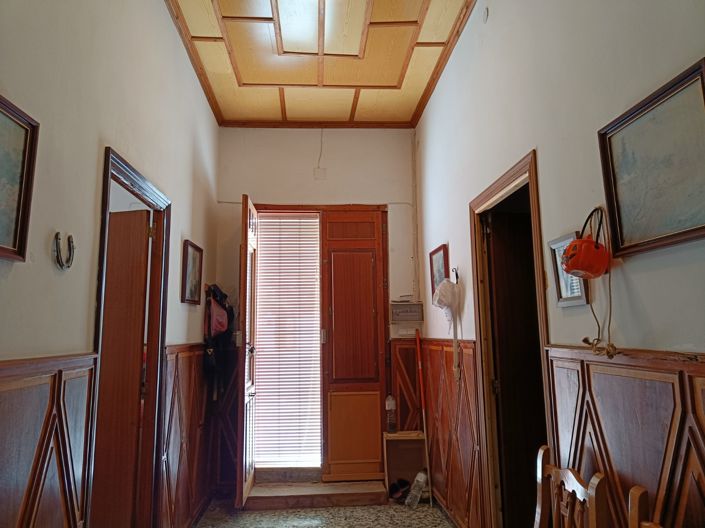 Image No.2-2 Bed Townhouse for sale