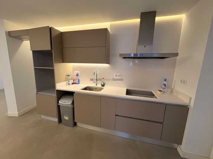 Image No.12-3 Bed Apartment for sale