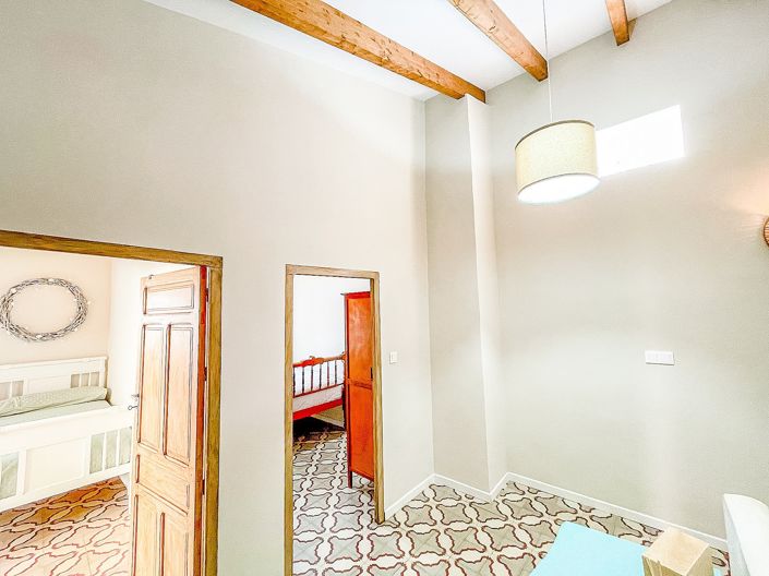 Image No.11-3 Bed Townhouse for sale