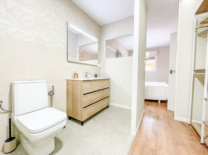 Image No.13-3 Bed Townhouse for sale