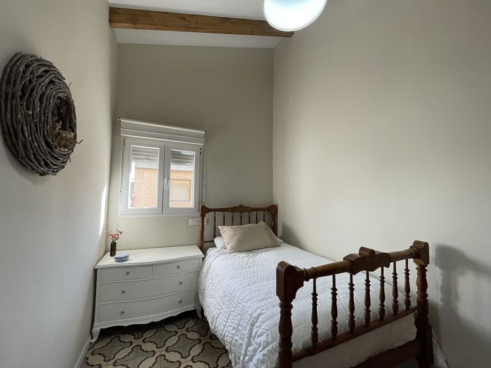 Image No.14-3 Bed Townhouse for sale