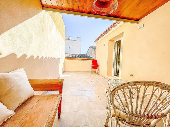 Image No.19-3 Bed Townhouse for sale